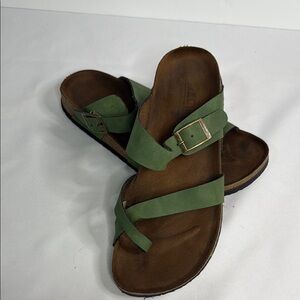 Cliffs by WHITE MOUNTAIN Green and Brown Comfort Sandals